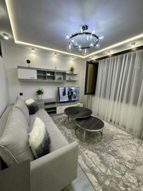 Christina's Stylish Stay at Leningradyan 52, Yerevan